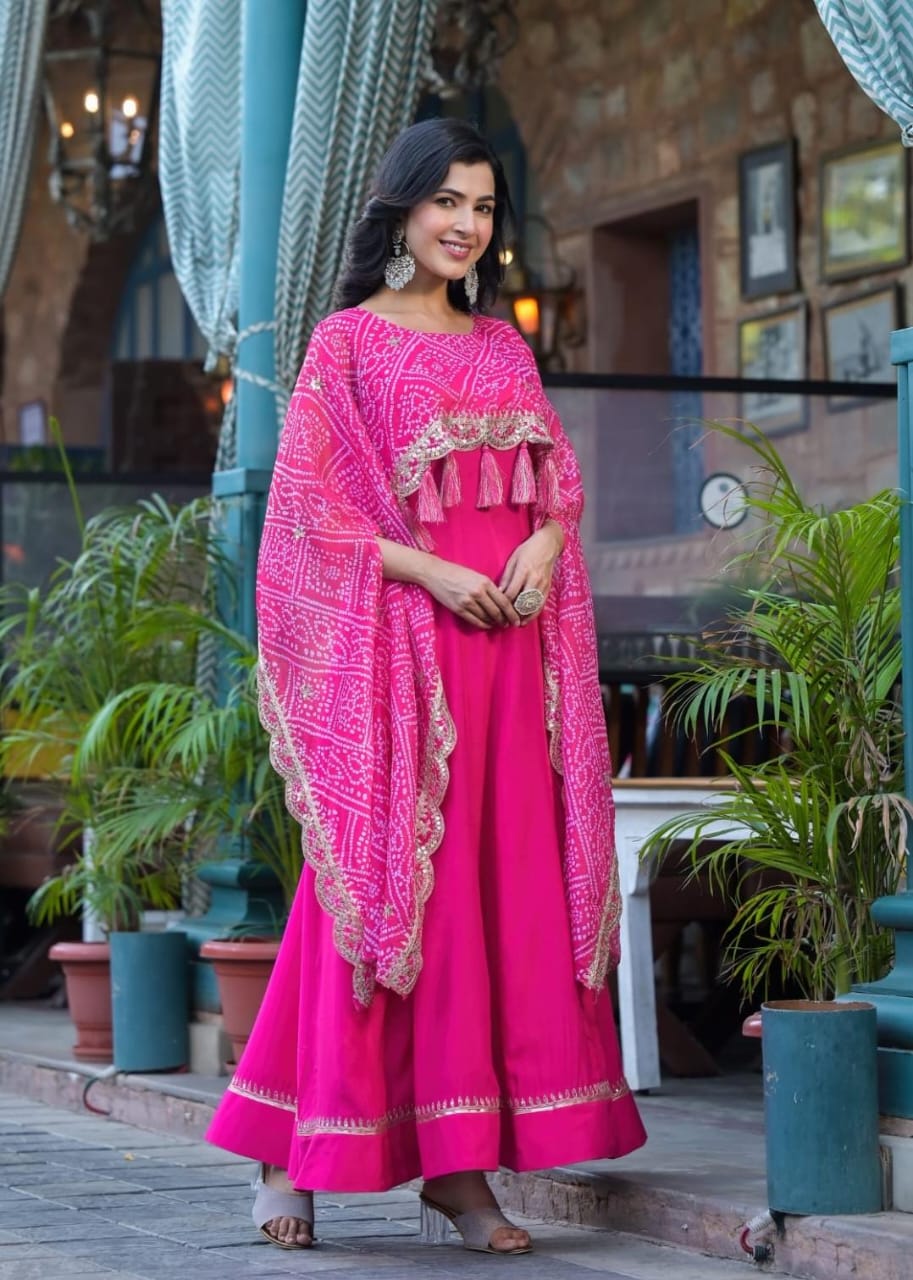 INDO-WESTERN BHANDEJ GOWN