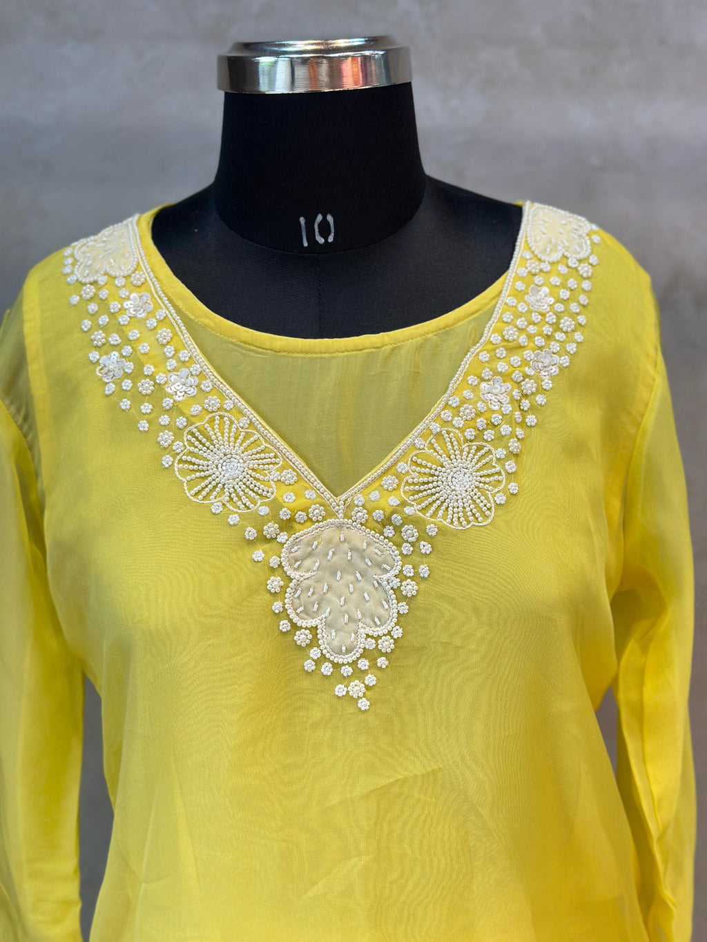 TRENDY HANDWORK PLAZO SET