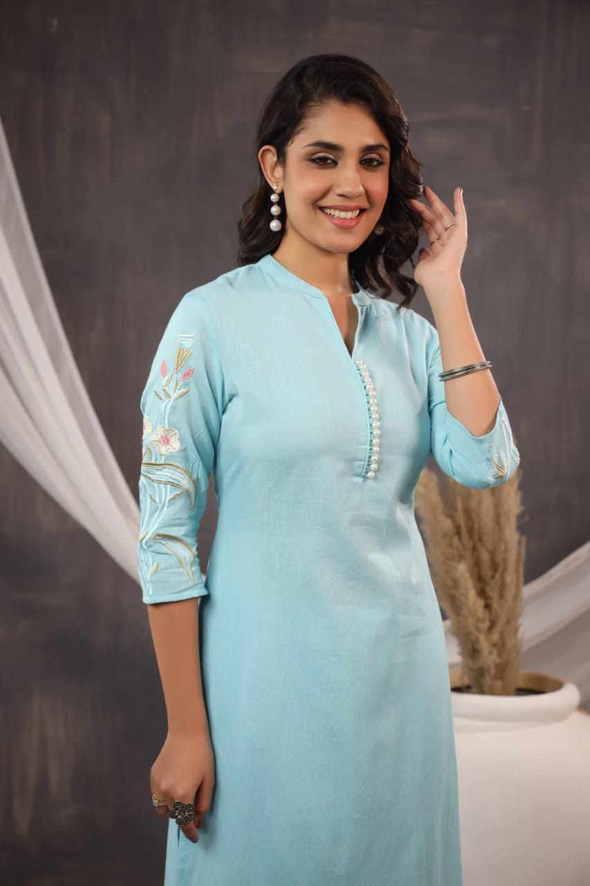 EMBROIDERED KURTA PANT SET