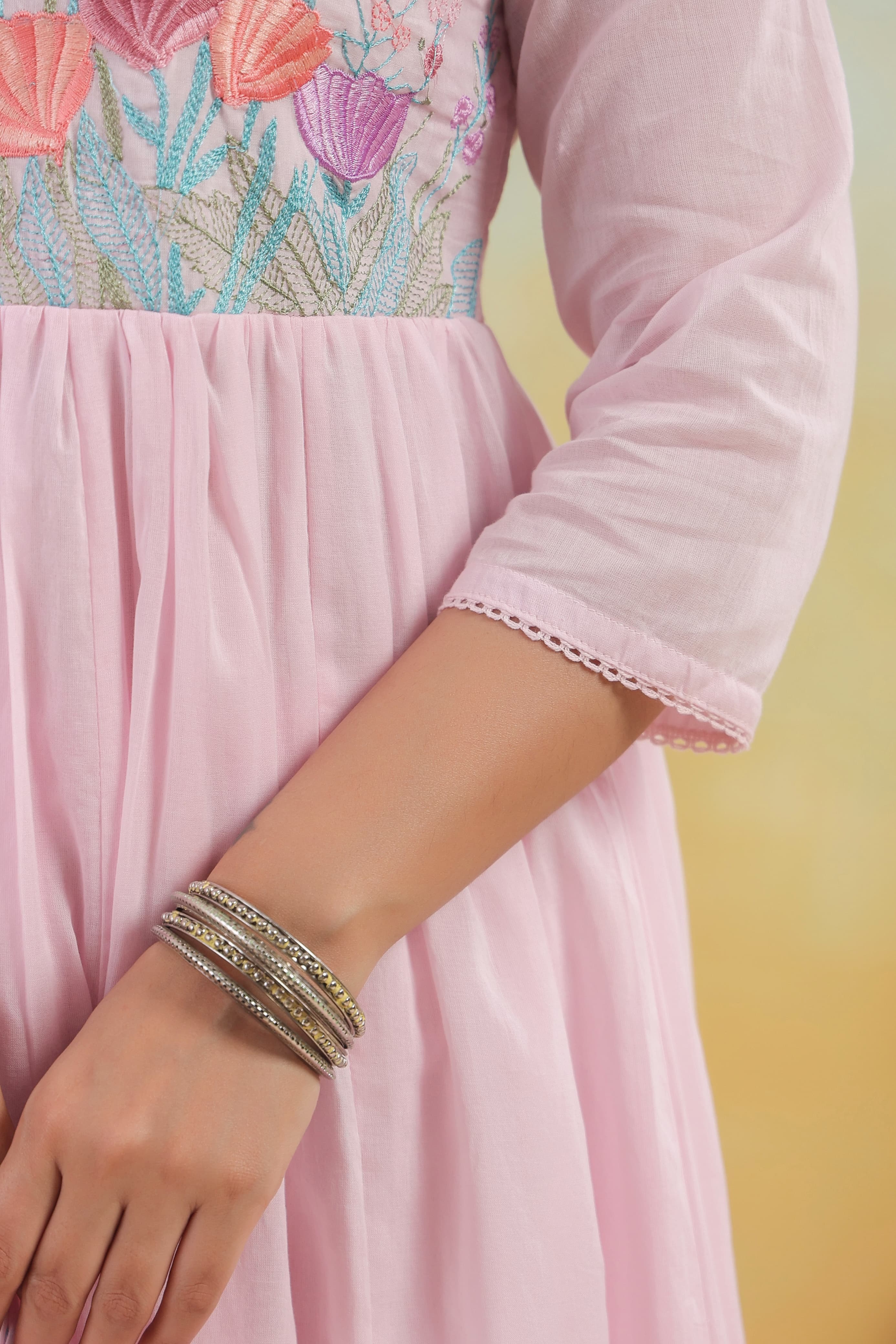 BEAUTIFUL EMBROIDERED MUL COTTON SUIT SET