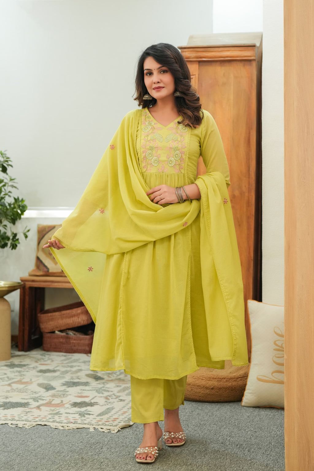 BEAUTIFUL EMBROIDERED MUL COTTON SUIT