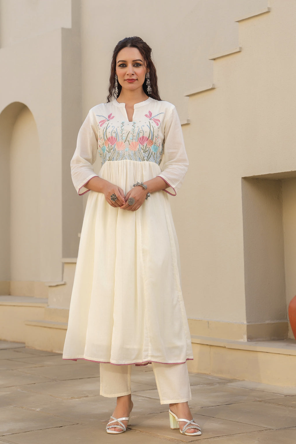 BEAUTIFUL EMBROIDERED MUL COTTON SUIT SET