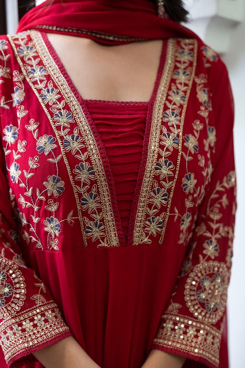 BEAUTIFUL ANARKALI SUIT SET