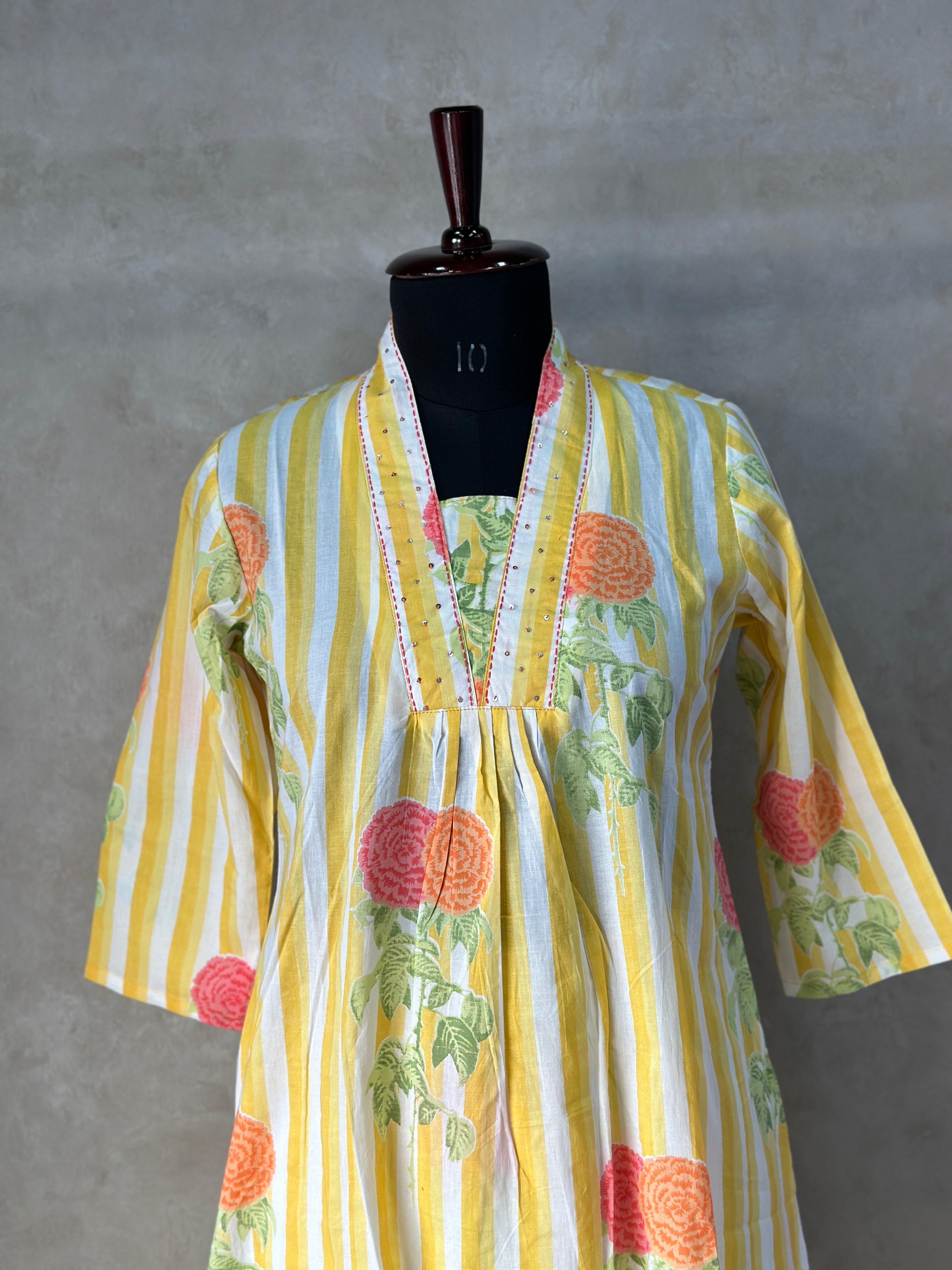 FLORAL PRINT BEAUTIFUL TWO PIECE KURTA SET