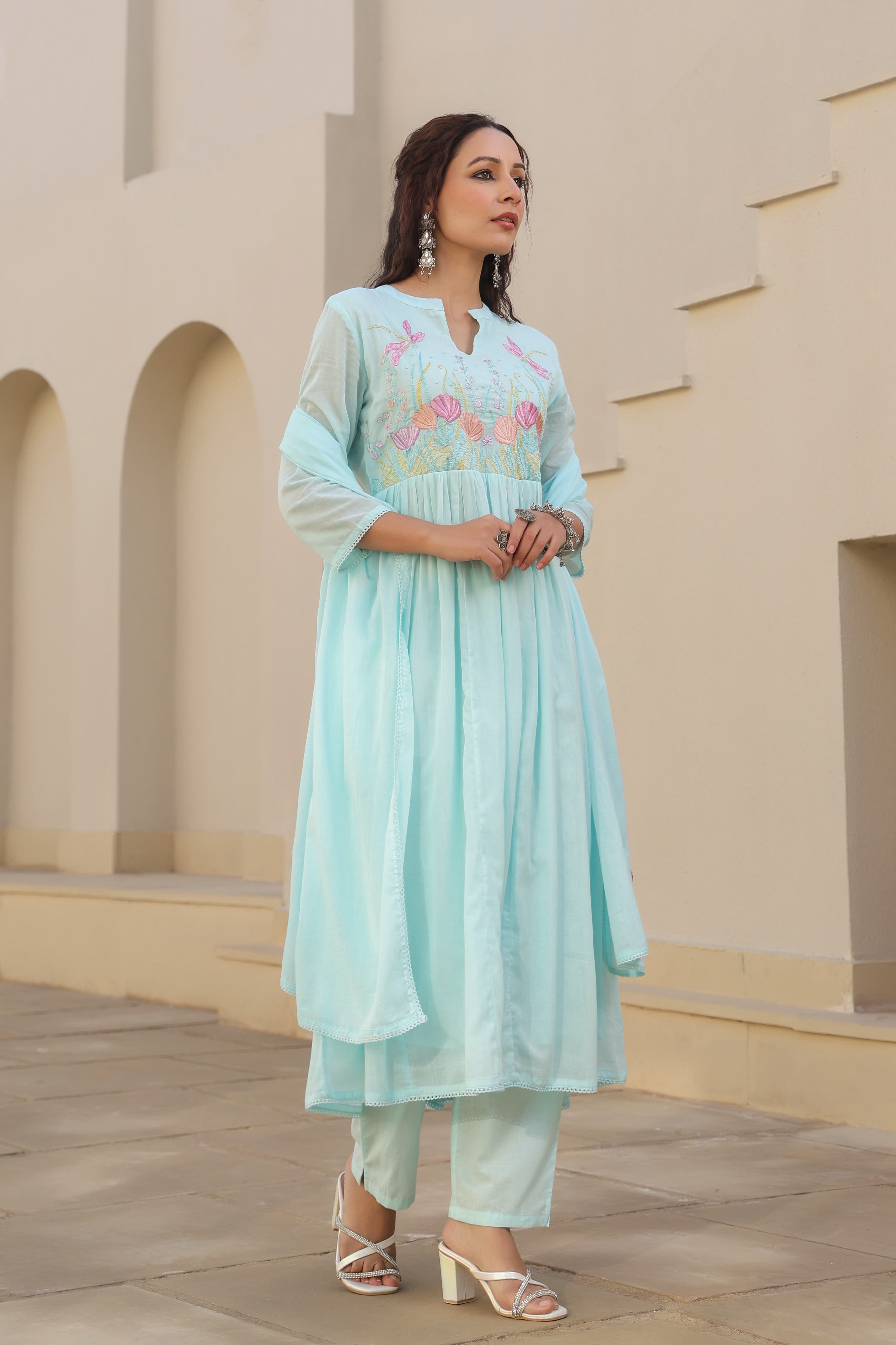 BEAUTIFUL EMBROIDERED MUL COTTON SUIT SET