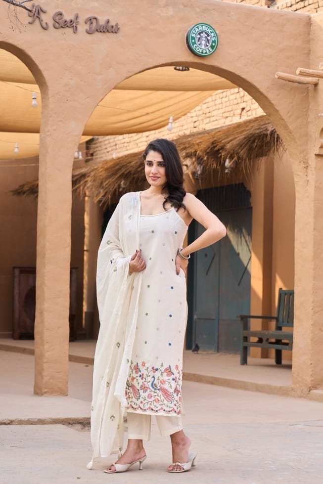 Classic Off White Suit Set