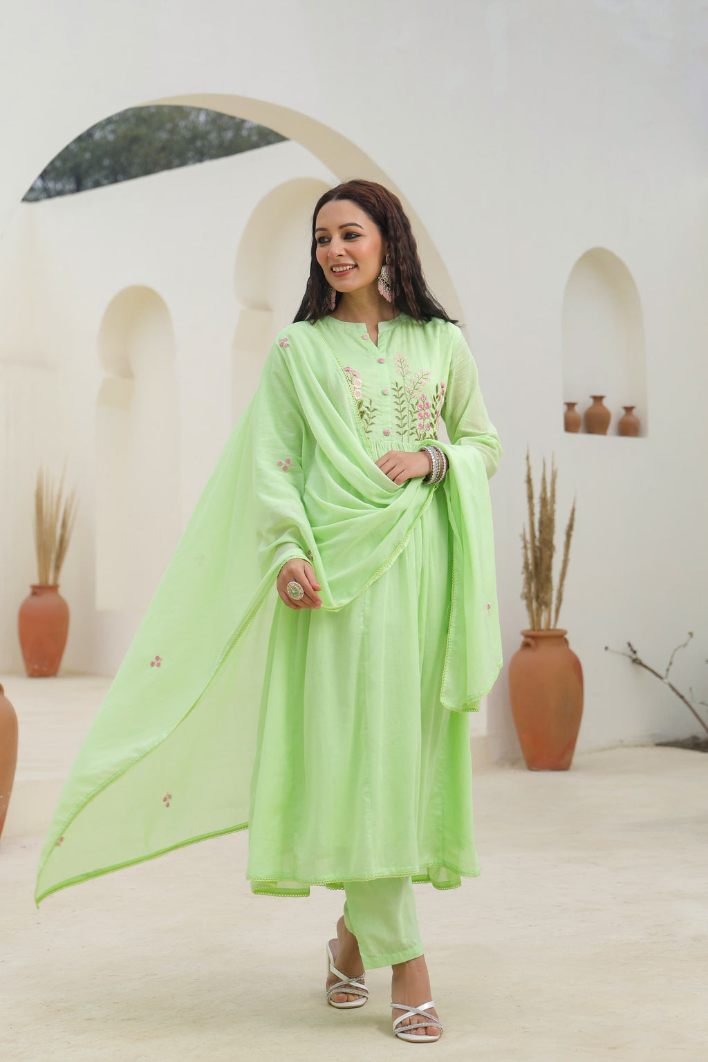 BEAUTIFUL EMBROIDERED MUL COTTON SUIT SET