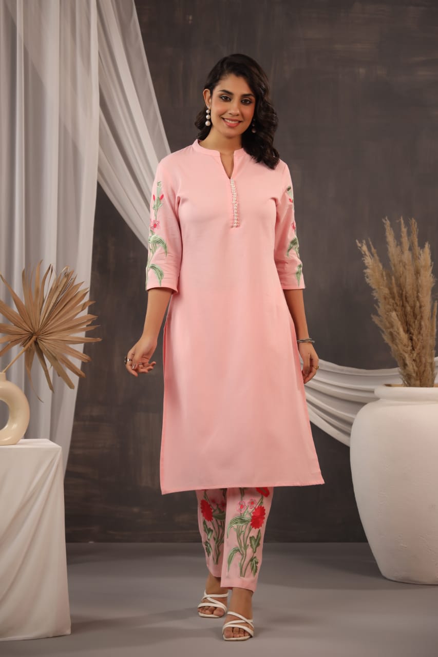 EMBROIDERED KURTA PANT SET