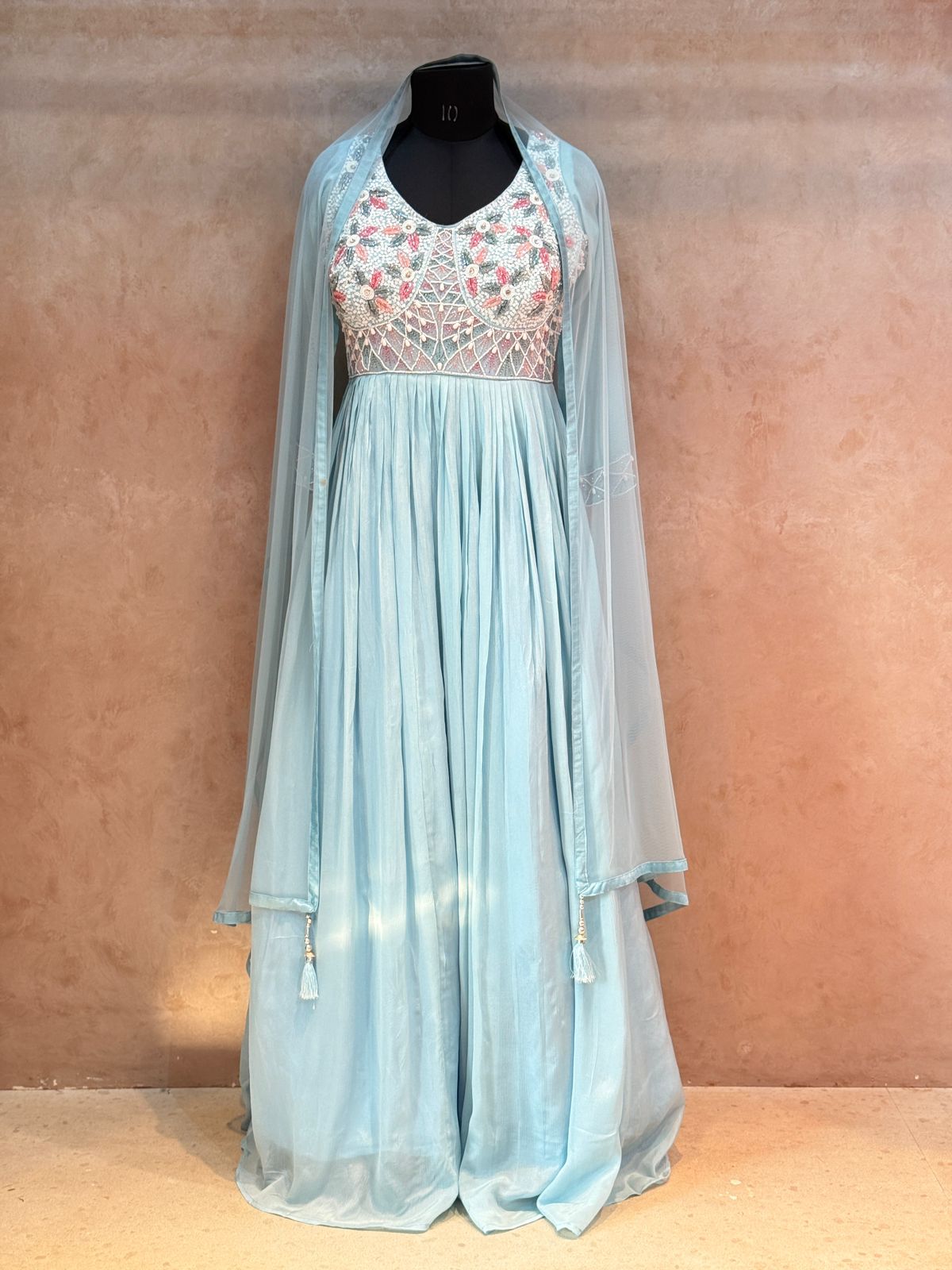 BEUTIFUL FLOOR LENTH GOWN