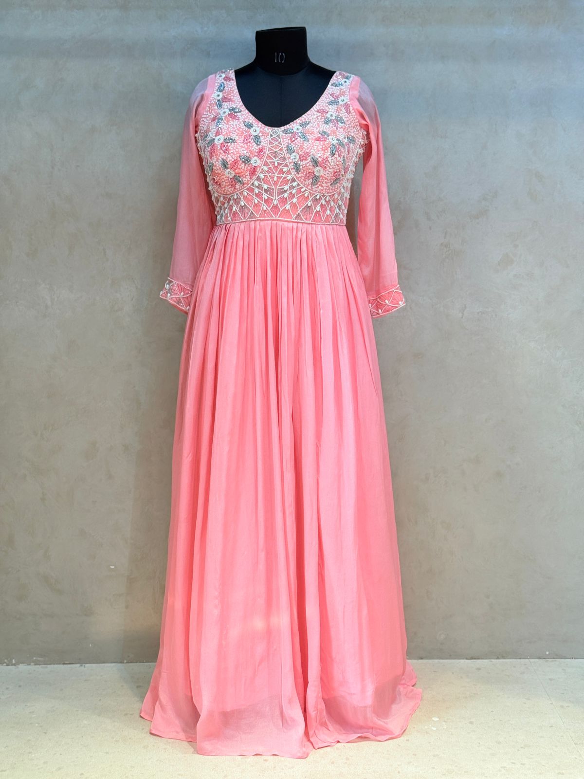 BEUTIFUL FLOOR LENTH GOWN