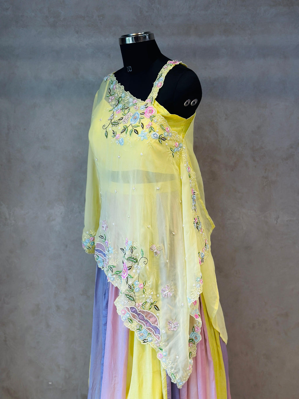BEAUTIFUL INDO FUSION LEHNGA SET