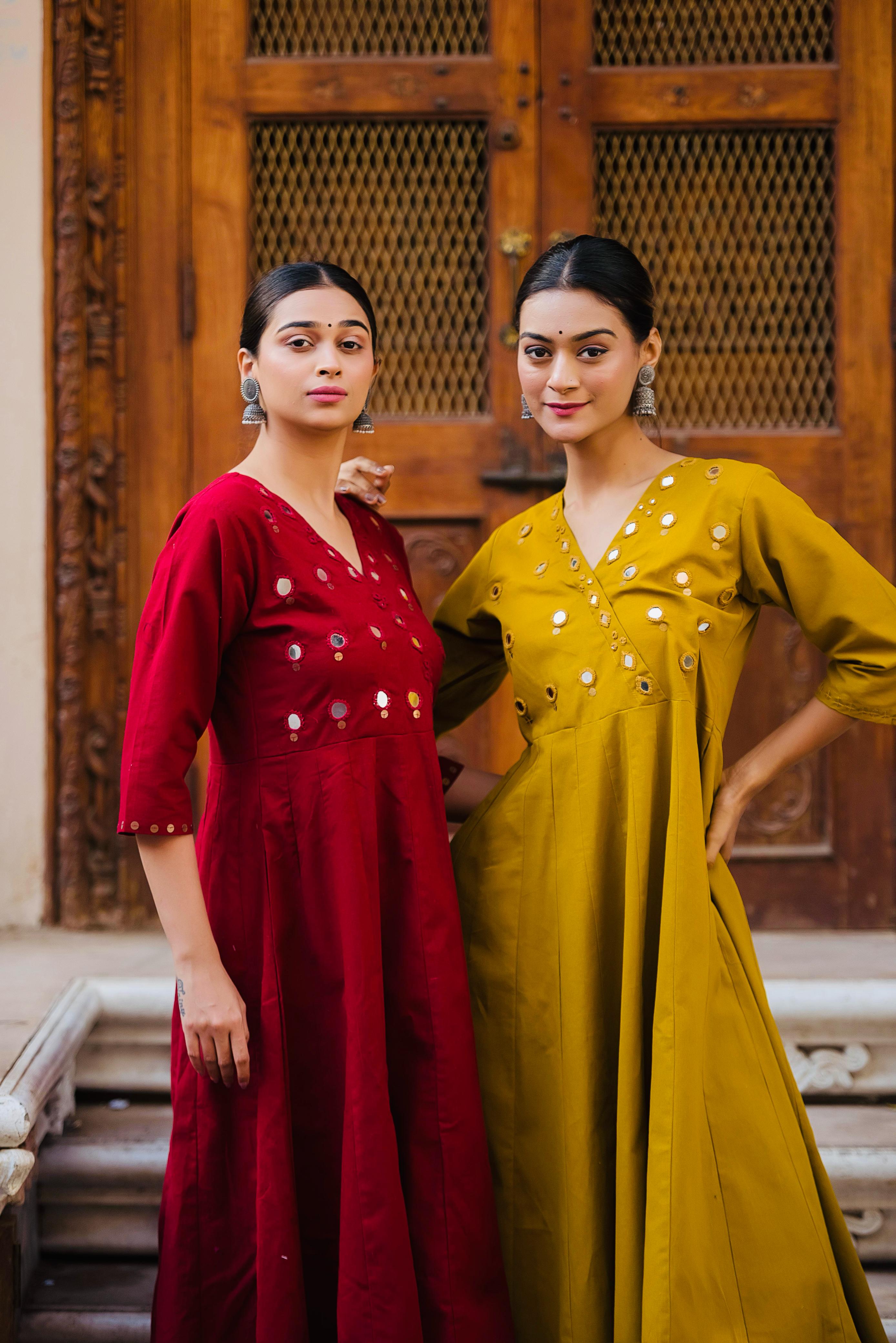 TRENDY TWO PIECE MIRROR WORK SUIT