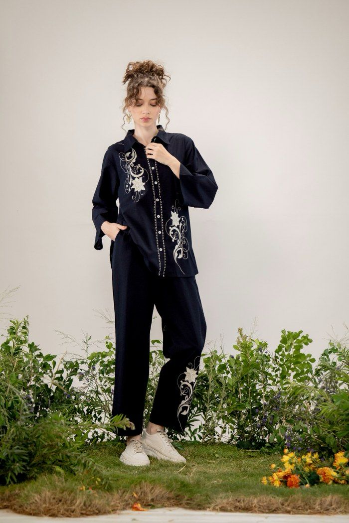 TRENDY EMBROIDERED CO-ORD SET