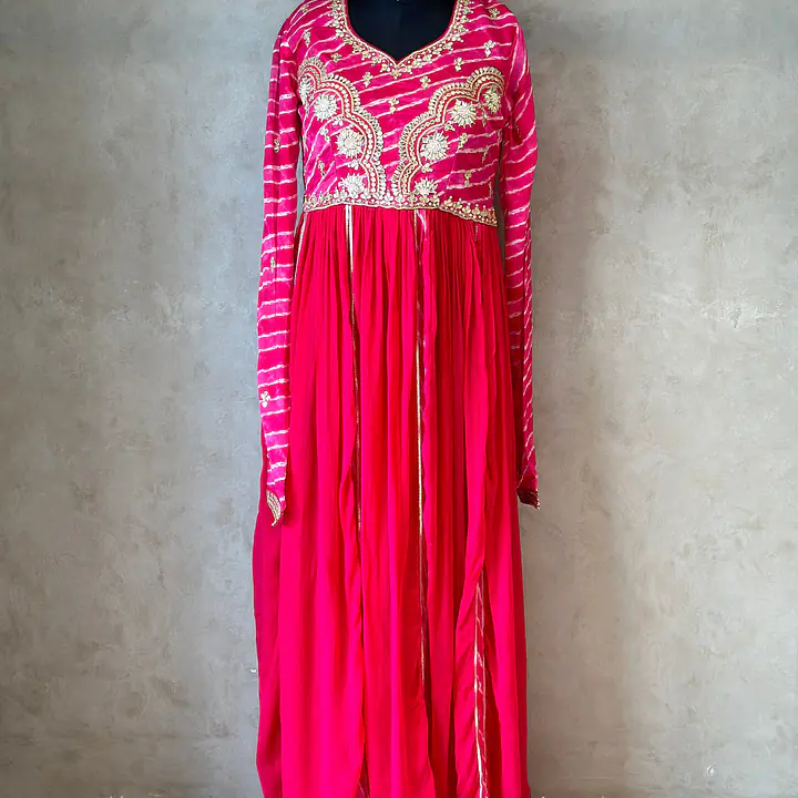 BRIDE SPECIAL LAHARIYA HANDWORK SUIT - Master