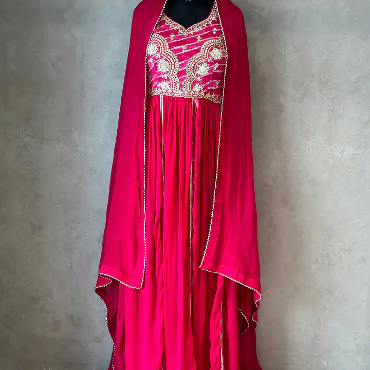 BRIDE SPECIAL LAHARIYA HANDWORK SUIT - Master