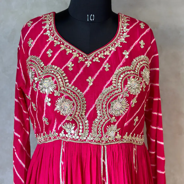 BRIDE SPECIAL LAHARIYA HANDWORK SUIT - Master