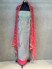 0F8B25BB-6185-426E-B930-67B1E8BE2FCB