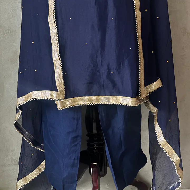 THREE PIECE SUIT SET WITH HANDWORK - Master